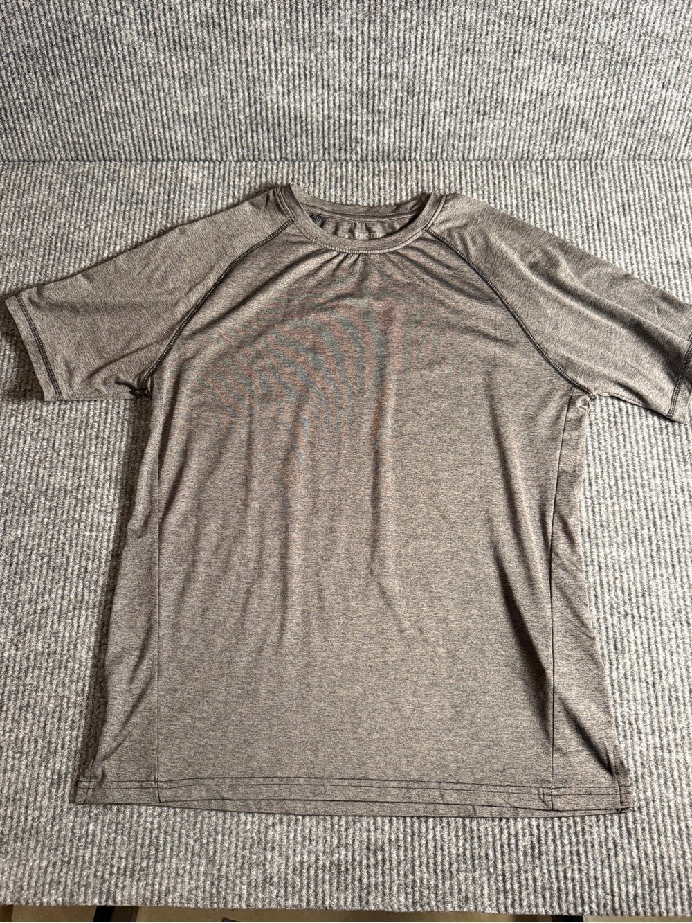 Men's Short Sleeve Performance T-Shirt - Grey